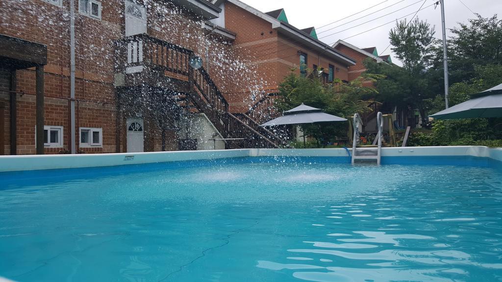 Hwangto Green Village Pension Yongin Exterior photo